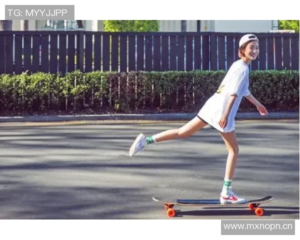 成都滑板队与北京滑板队赛后复盘意识碰撞的深度分析与反思 成都滑板队与北京滑板队赛后复盘意识碰撞的深度分析与反思